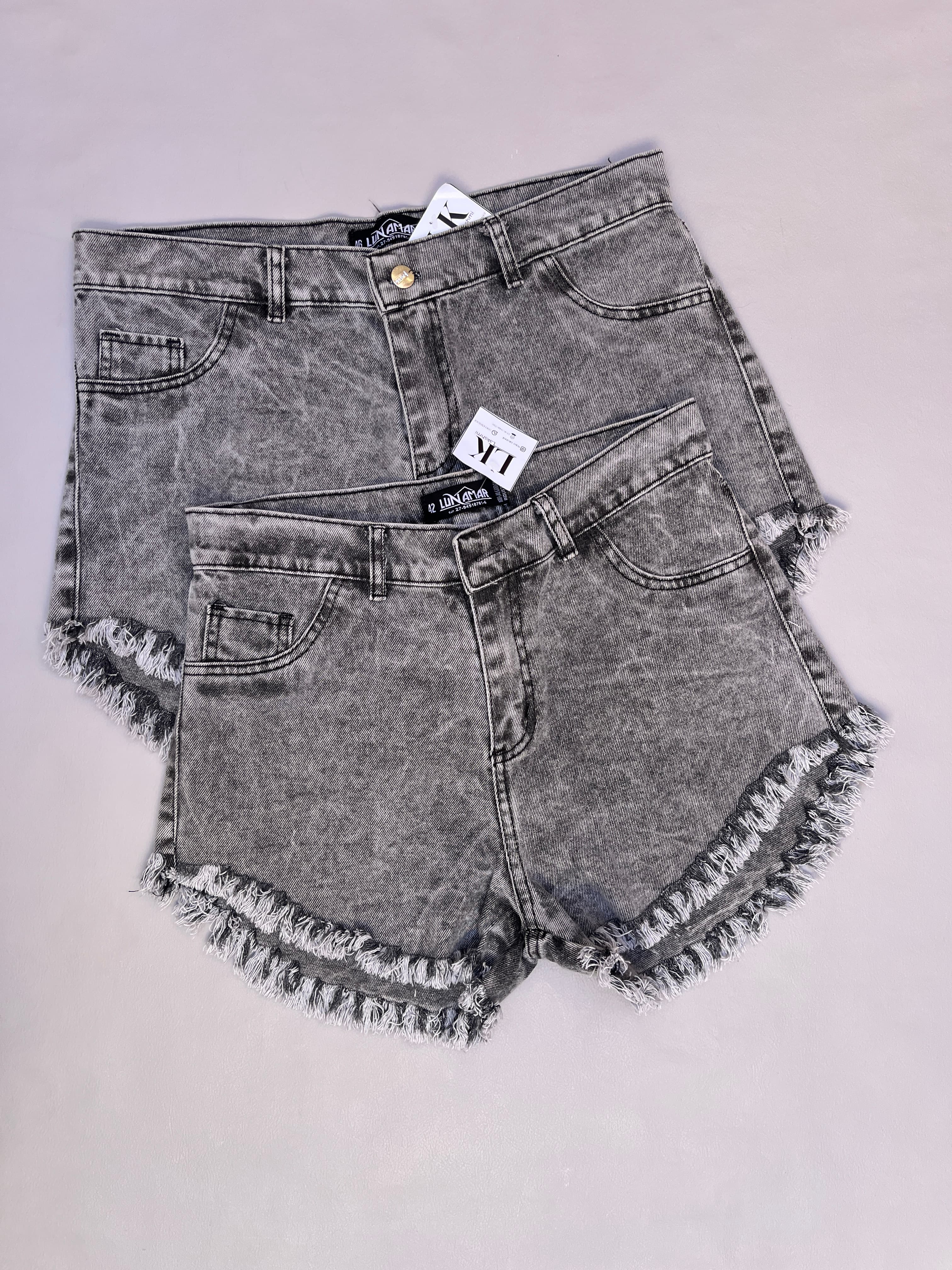 Short playero nevado